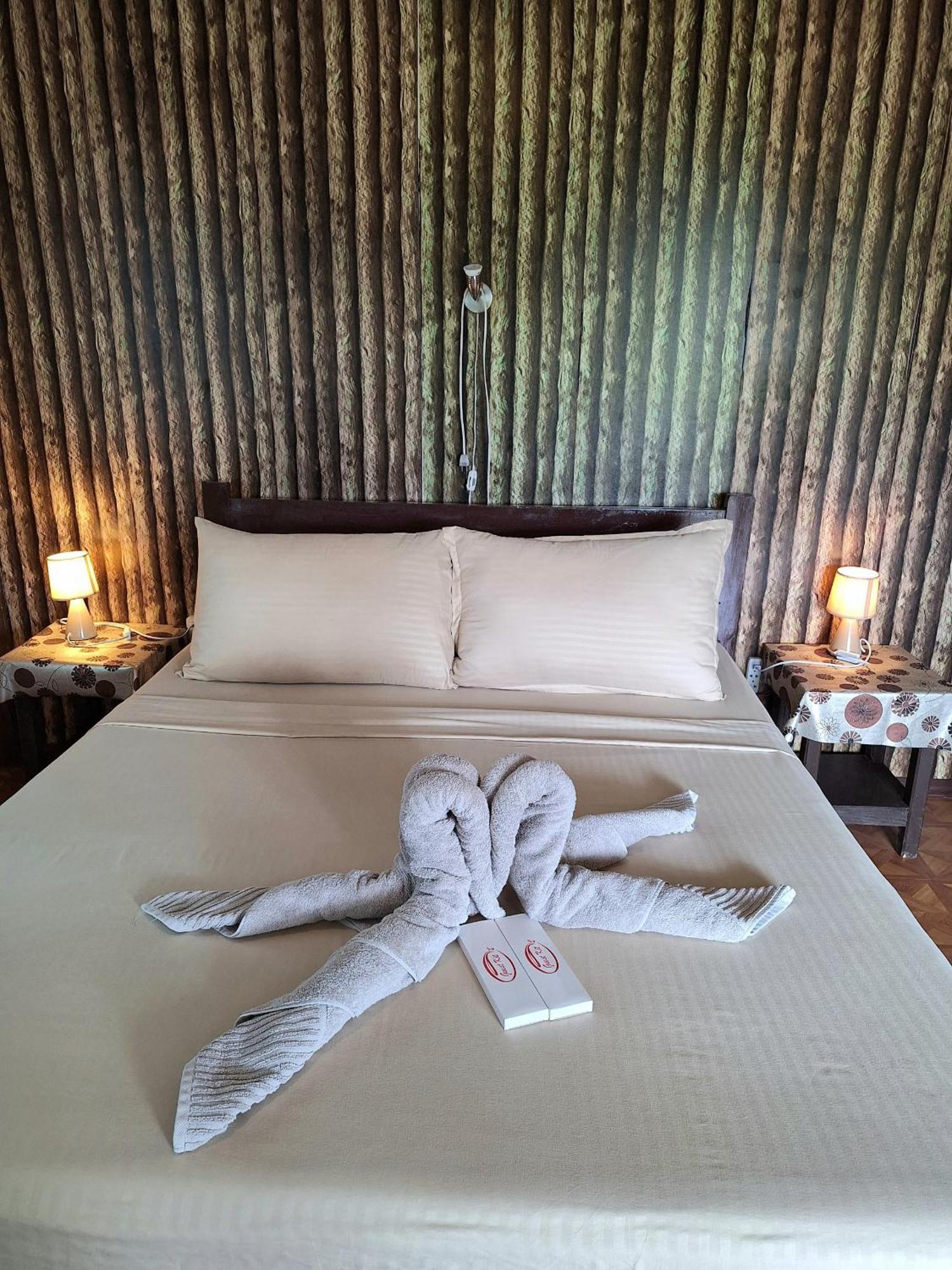 Clarin  Casas De Ruumar Bed And Breakfast-Bar-Two Rooms For Family Available المظهر الخارجي الصورة